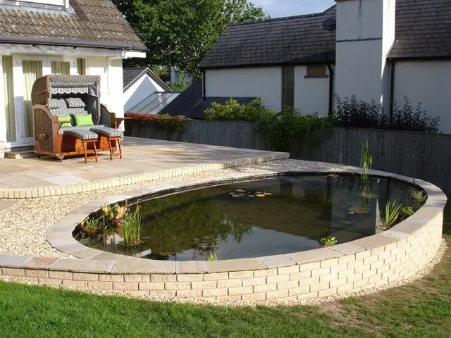 Grp Pond lining Usk.